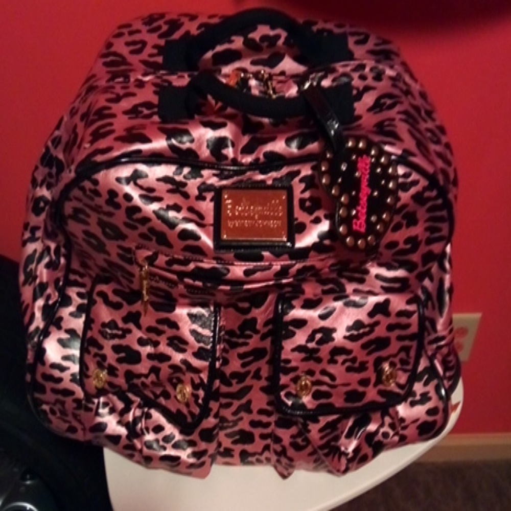 Betsey Johnson😻 rolling carrier